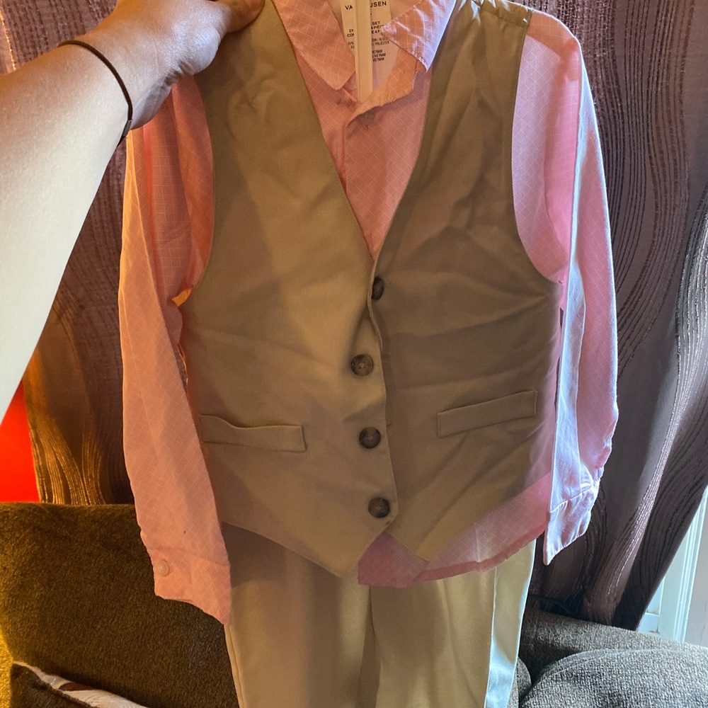 Toddler van heusen suit